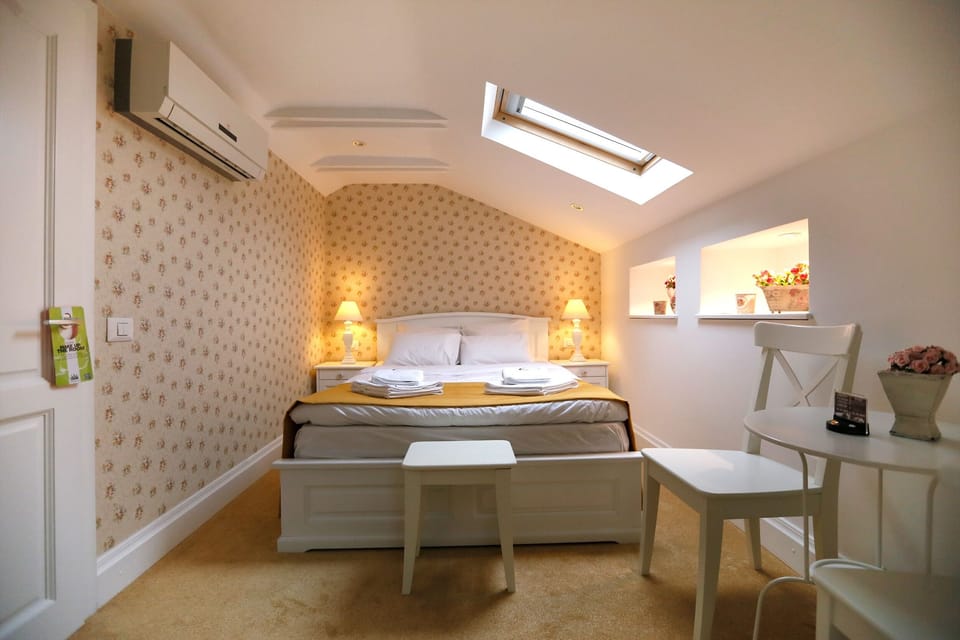 Classic Double Room, City View | In-room safe, soundproofing, iron/ironing board, free WiFi