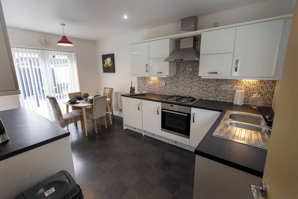 House, 3 Bedrooms | Interior