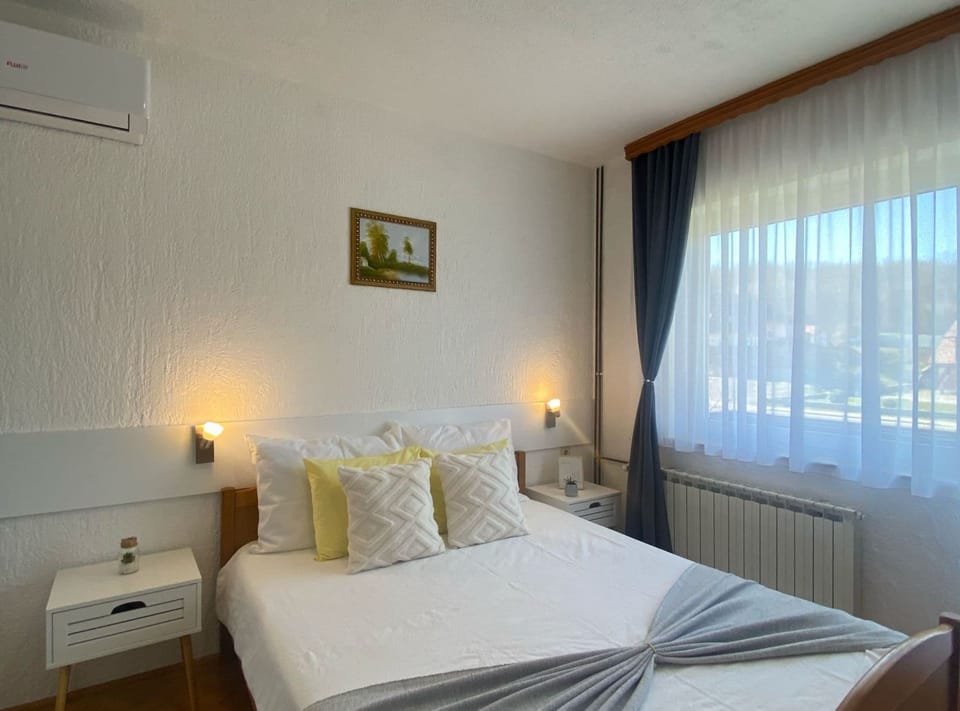 4 bedrooms