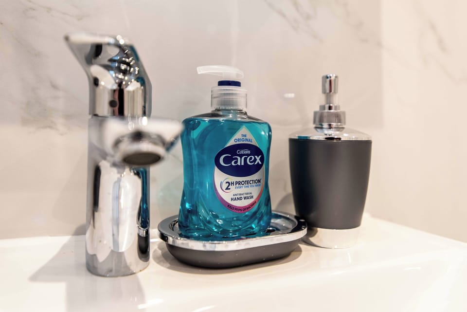 Bathroom amenities