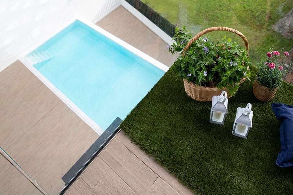 Holiday Home Swimming Pool