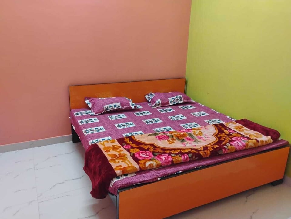 Double Room, Non Smoking | Laptop workspace, free WiFi