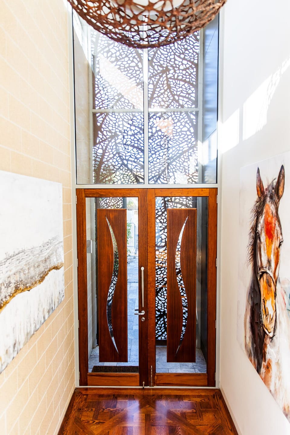 A picture-perfect entrance to a stay filled with comfort and unforgettable moments.