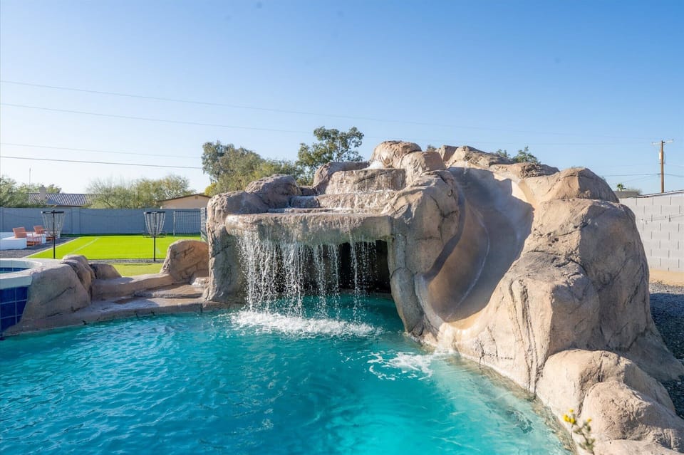 Dive in, soak up the sun, and let your worries float away. Whether it’s a morning swim, an afternoon float, or an evening under the stars, our pool is your personal oasis.