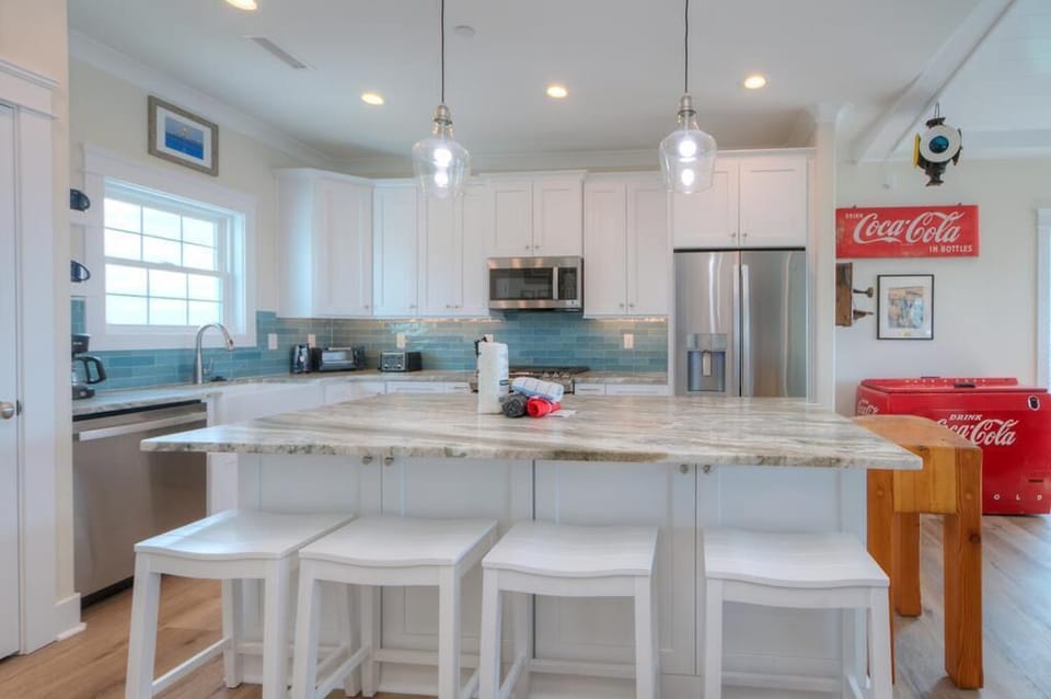 Kitchen
GW 6-3-25
