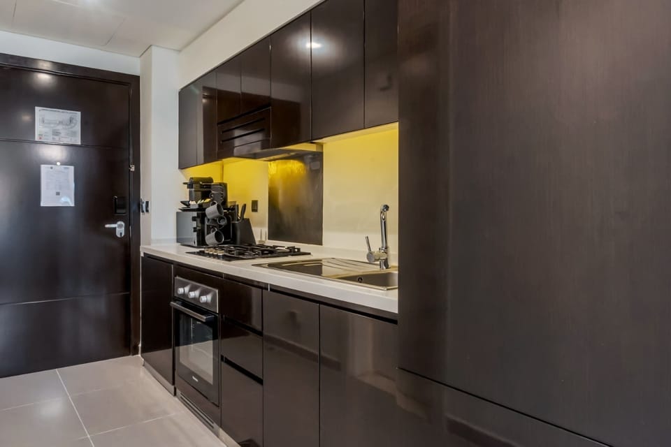 Fully stocked kitchen, everything you need to cook with ease.