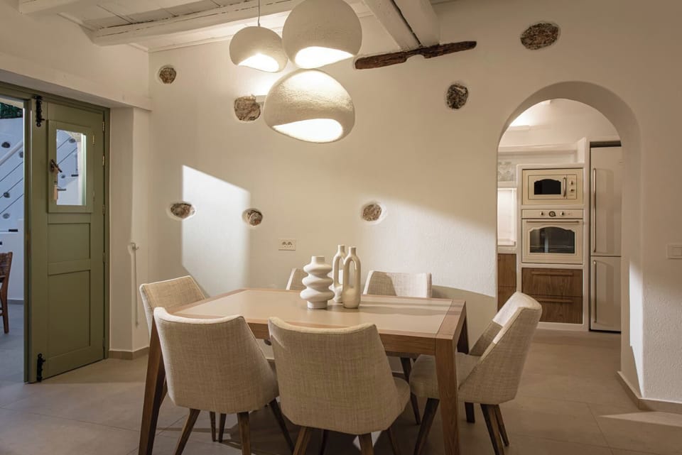 Villa | Living area | Flat-screen TV