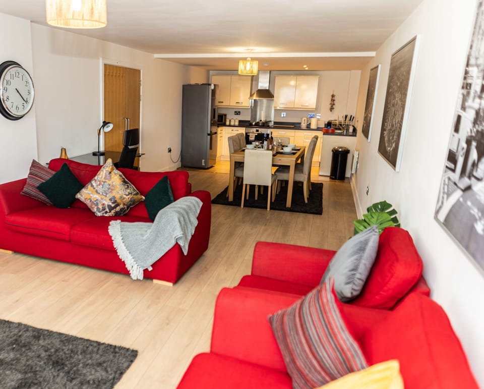 Apartment | Living area | TV