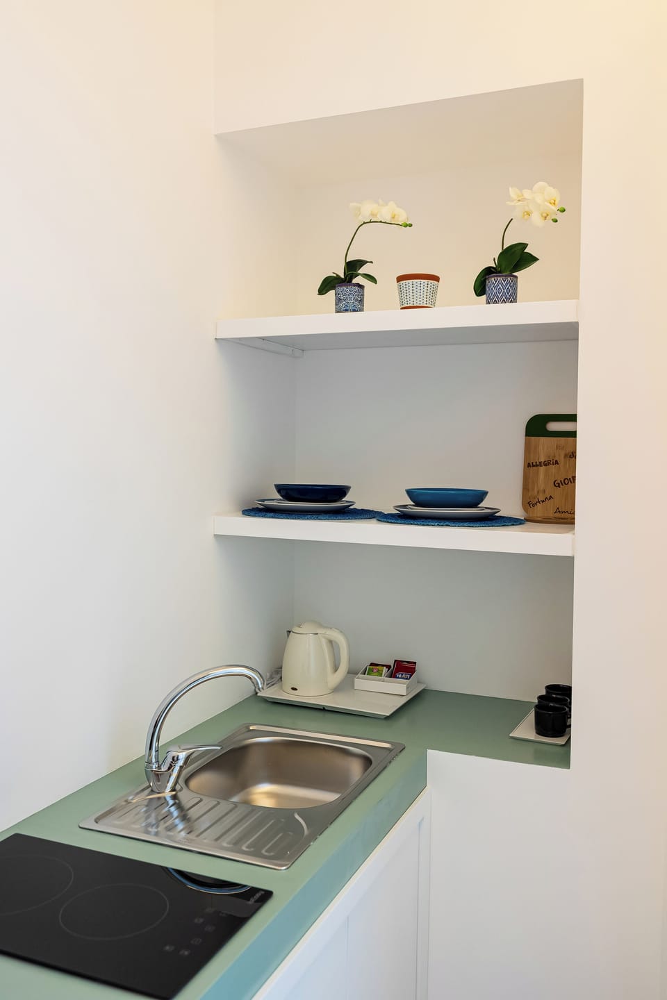Superior Triple Room, Balcony, City View | Private kitchen | Mini-fridge