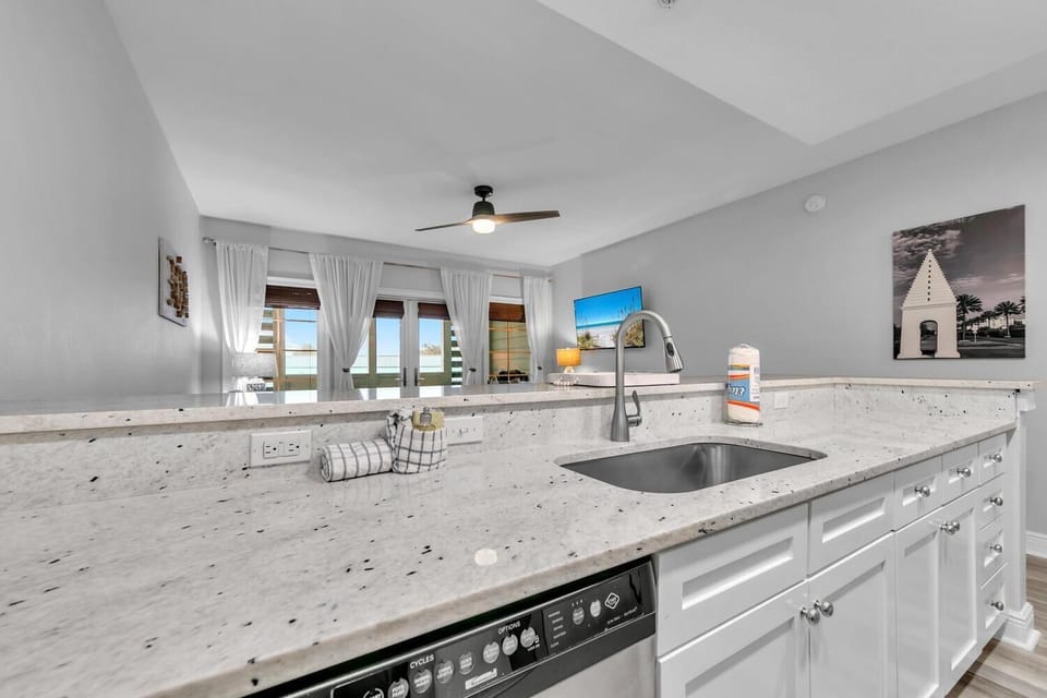 Condo, 1 King Bed with Sofa bed (Cassine Way 303 - Seagrove + Sunsets) | Private kitchen | Oven, toaster