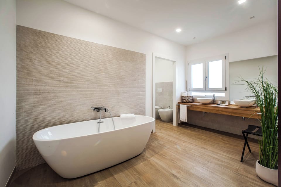 Superior Double or Twin Room | Bathroom | Hair dryer, slippers, bidet, towels