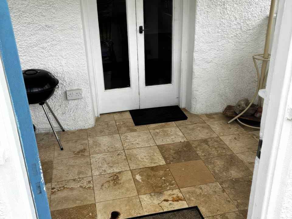 Cottage | Exterior detail
