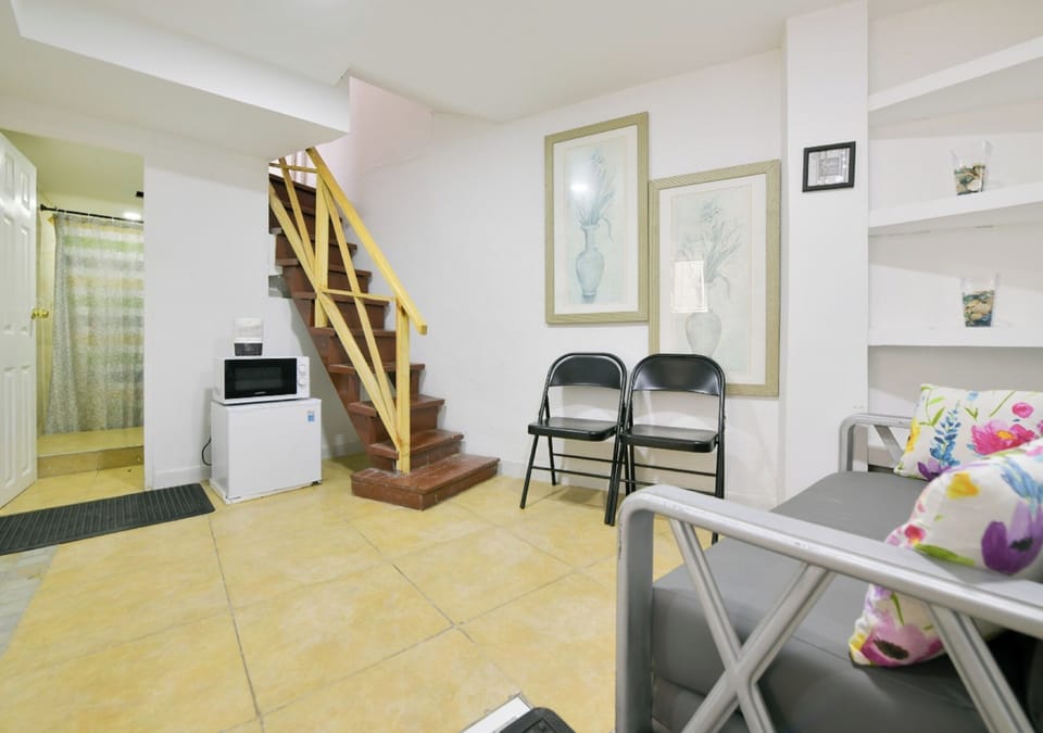 Basic Double Room | In-room safe, free WiFi