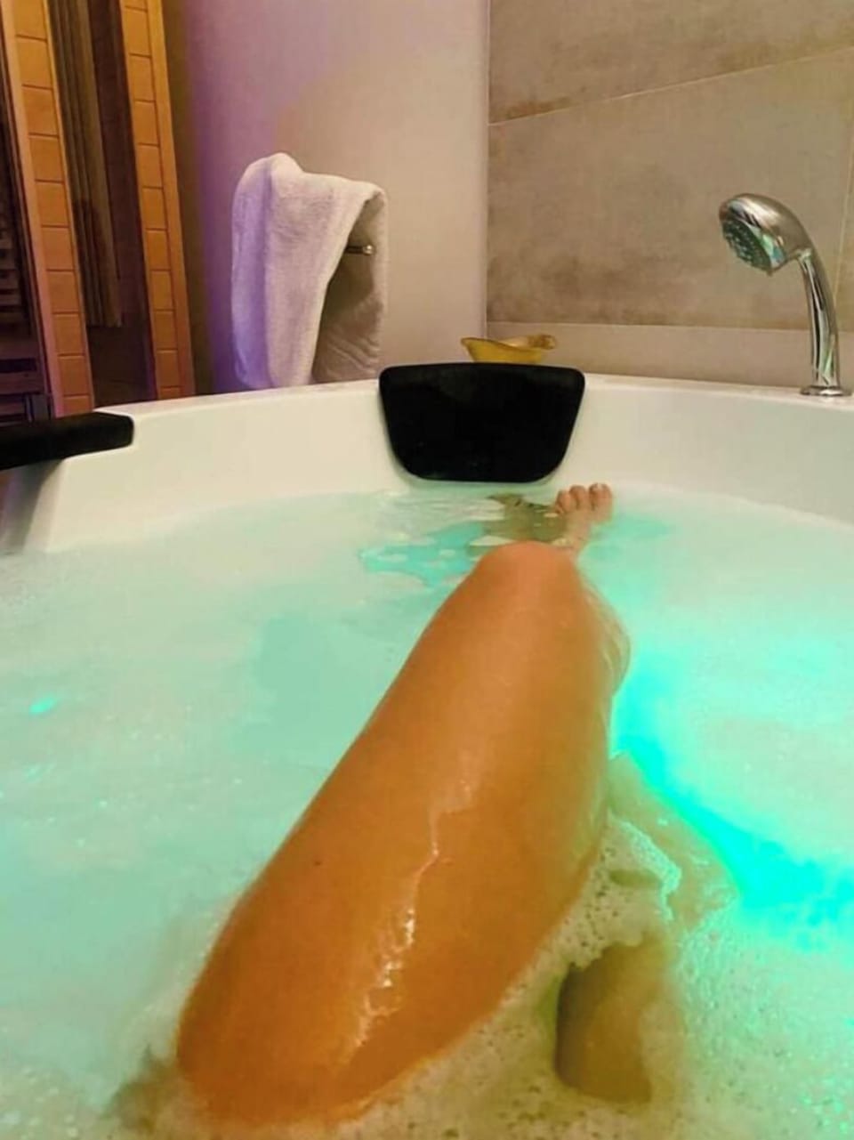 Luxury Suite | In-room safe, WiFi (free)