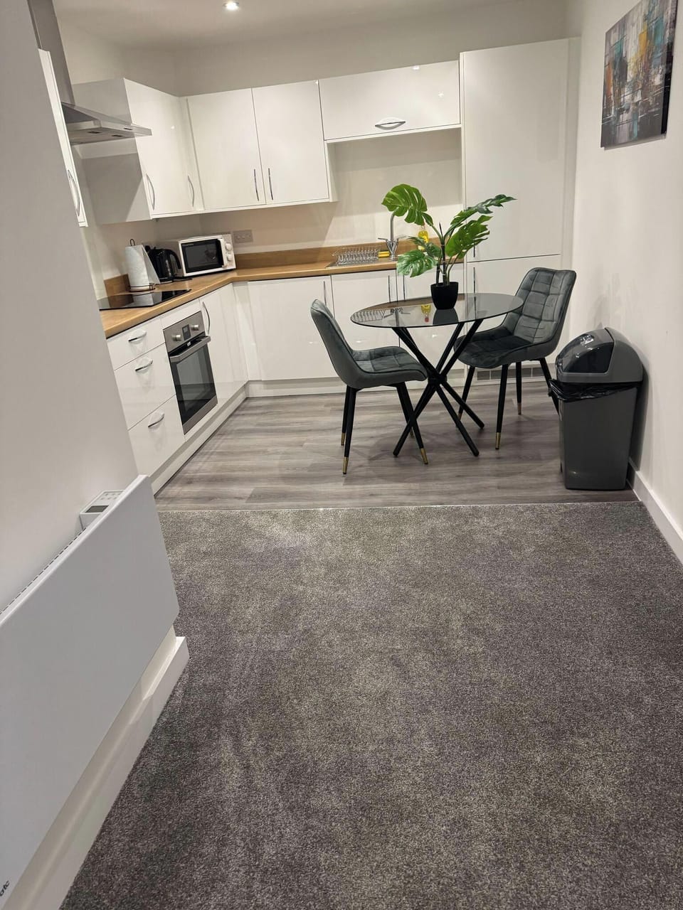 Apartment | Private kitchen | Fridge, microwave, oven, stovetop