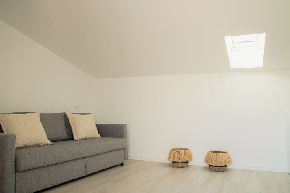 Family Room | In-room safe, soundproofing, free WiFi