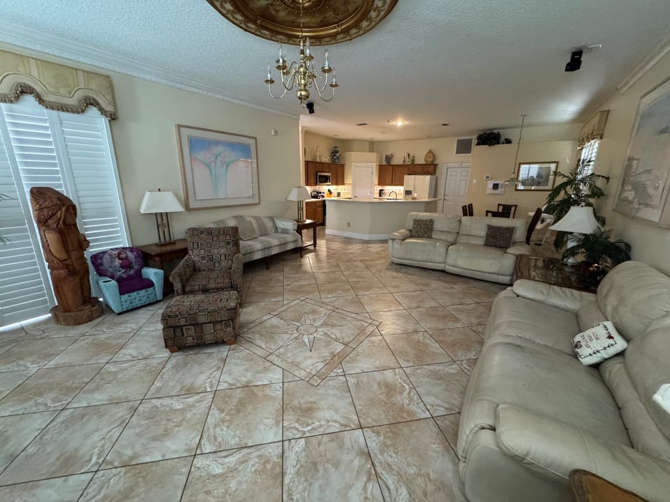 House, Multiple Beds, Pool Access, Pool View (Southern Comfort) | Living area | 42-inch flat-screen TV with digital channels