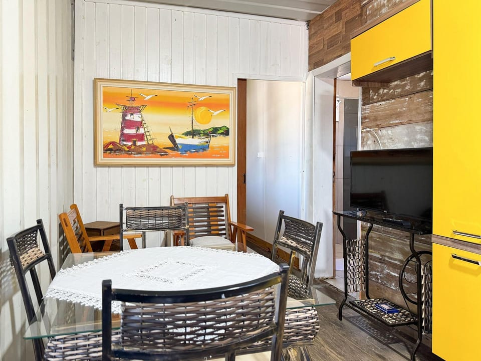 Apartment | Dining