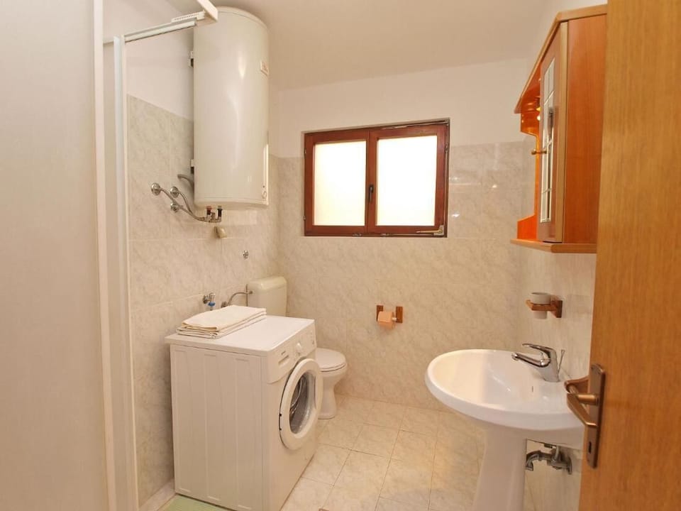 Ground Floor Retreat With bbq Apartment in Rovinj