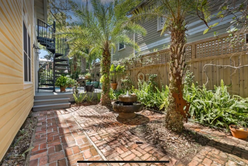 Entry courtyard
