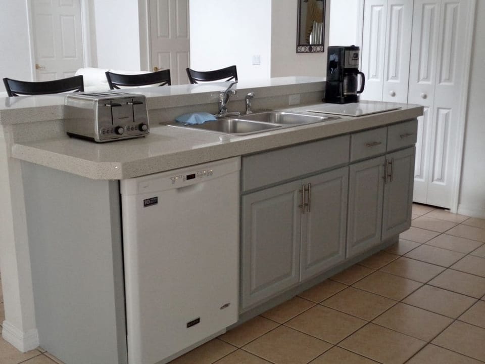 House, Multiple Beds, Pool Access, Pool View (Weikva Villa) | Private kitchen | Coffee/tea maker, fridge, microwave, oven