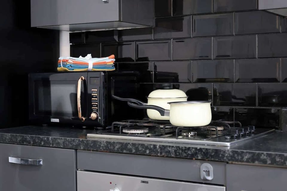 Kitchen Amenities