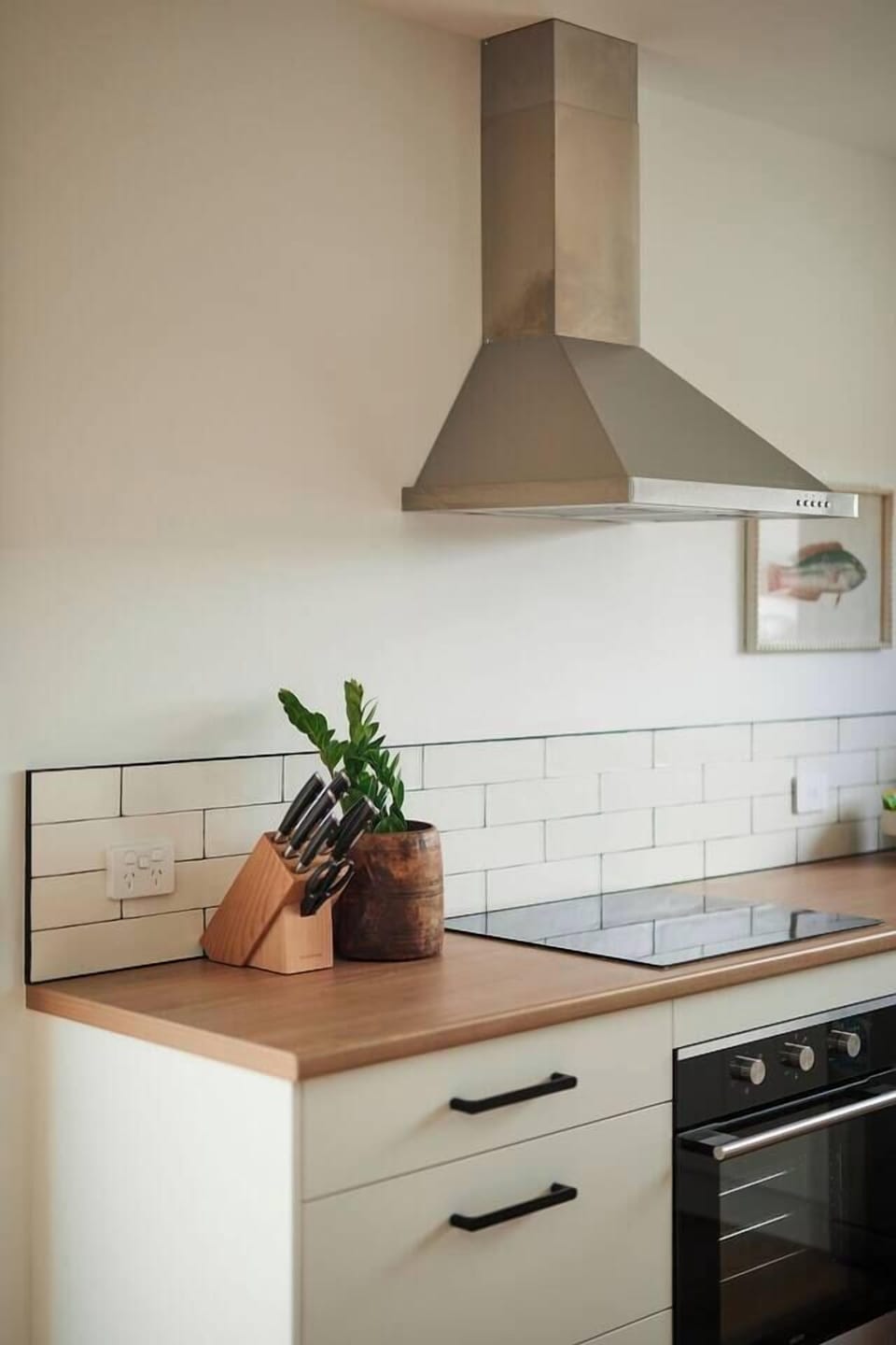 Fully Equipped Kitchen with Quality Cooking Essentials - Self-Contained Airbnb Launceston
