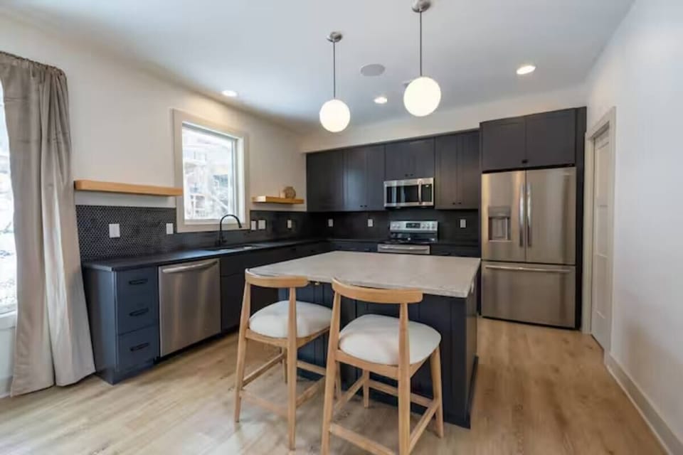 fully stocked kitchen