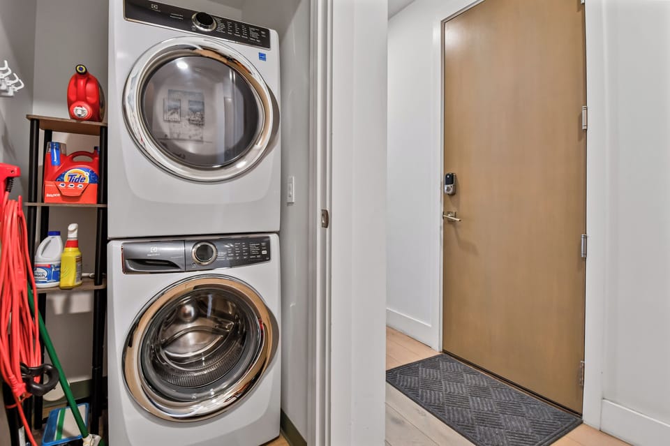 Second floor - laundry closet