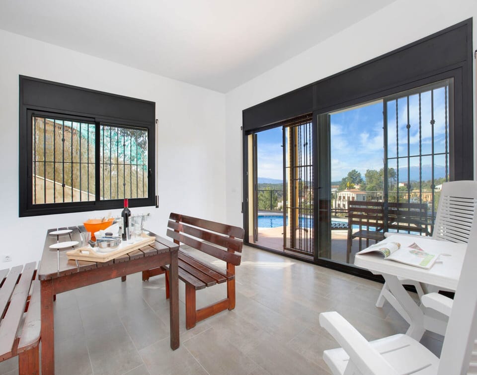 Villa | Dining