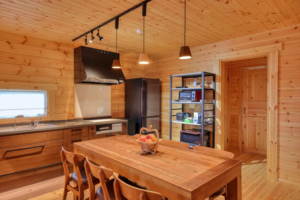 Family House, Non Smoking, Mountain View (Apple,Pets Not allowed) | In-room dining