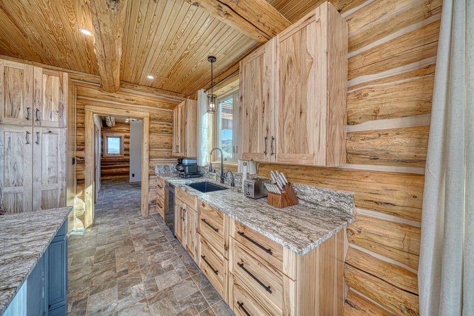 Fully Appointed Kitchen