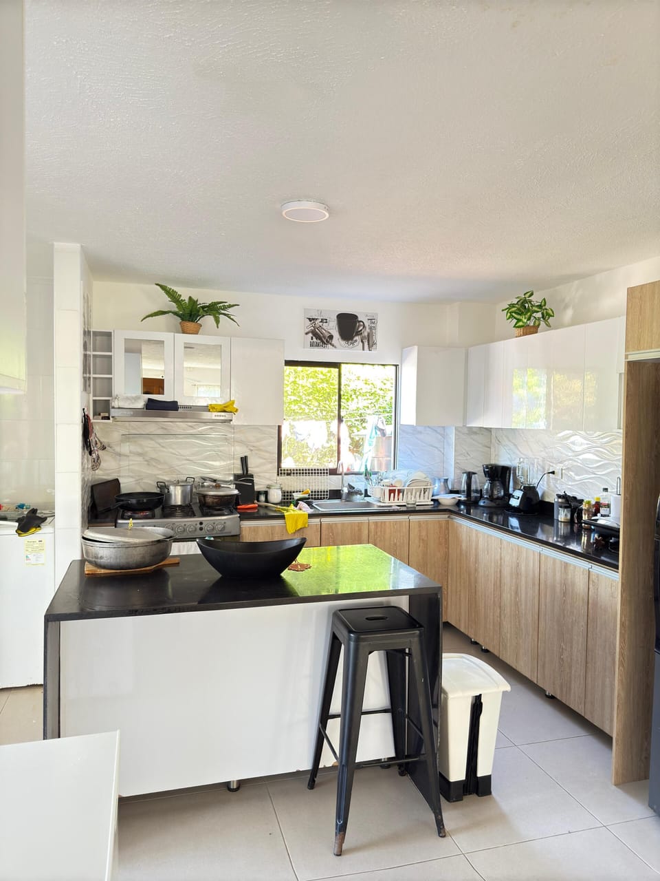 House, 5 Bedrooms, Accessible, Smoking | Interior