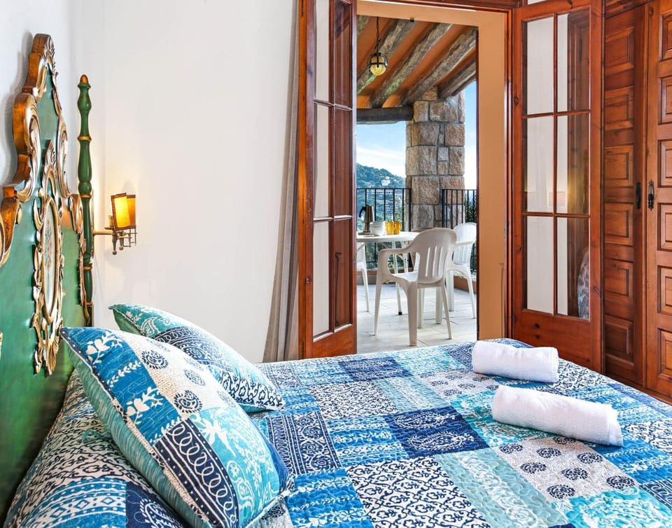 Villa | 6 bedrooms, iron/ironing board