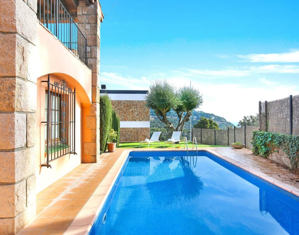Villa | Pool | Indoor pool, outdoor pool