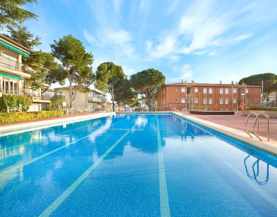 Apartment | Pool | Outdoor pool