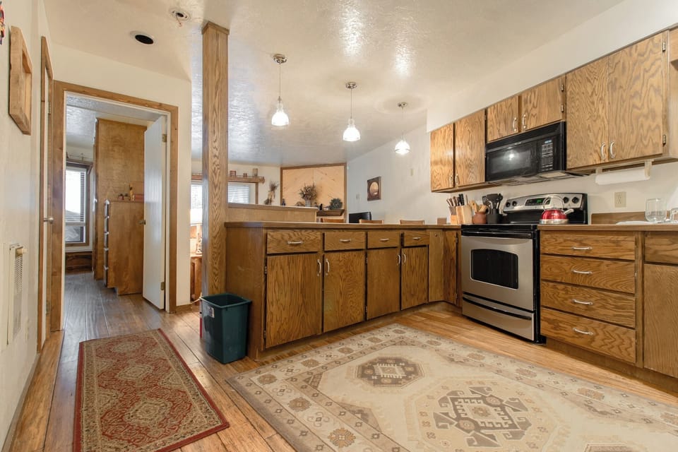 Comfort Room | Private kitchen