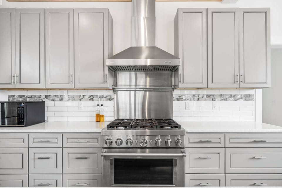 Cooking is a breeze in this spacious kitchen! 