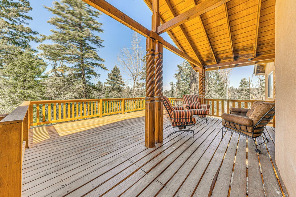 Large Private Deck | Forest Views | Outdoor Furniture
