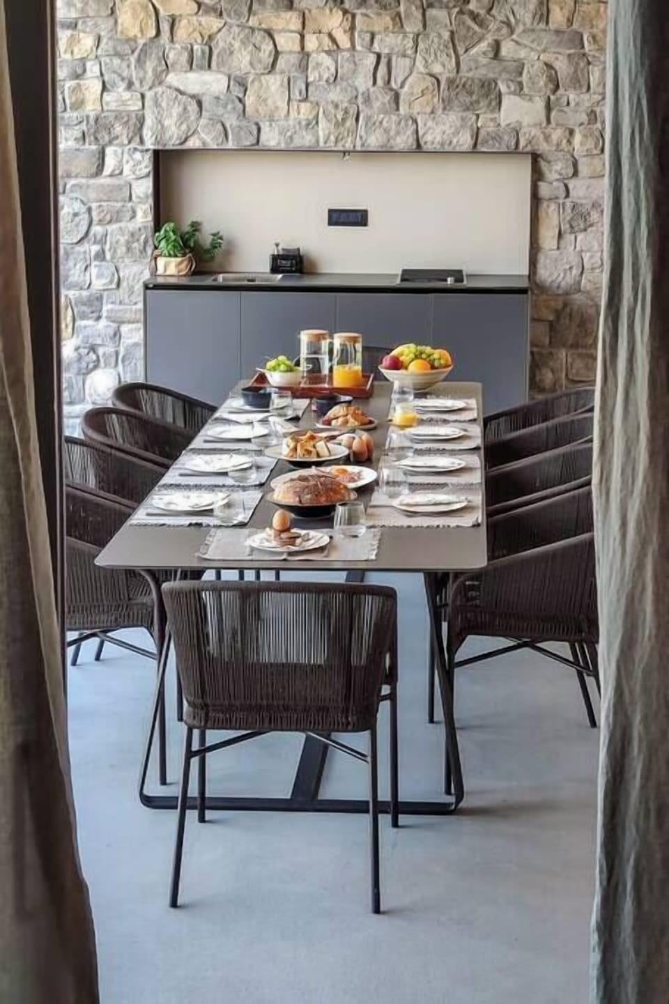 Misto I - Outdoor dining area