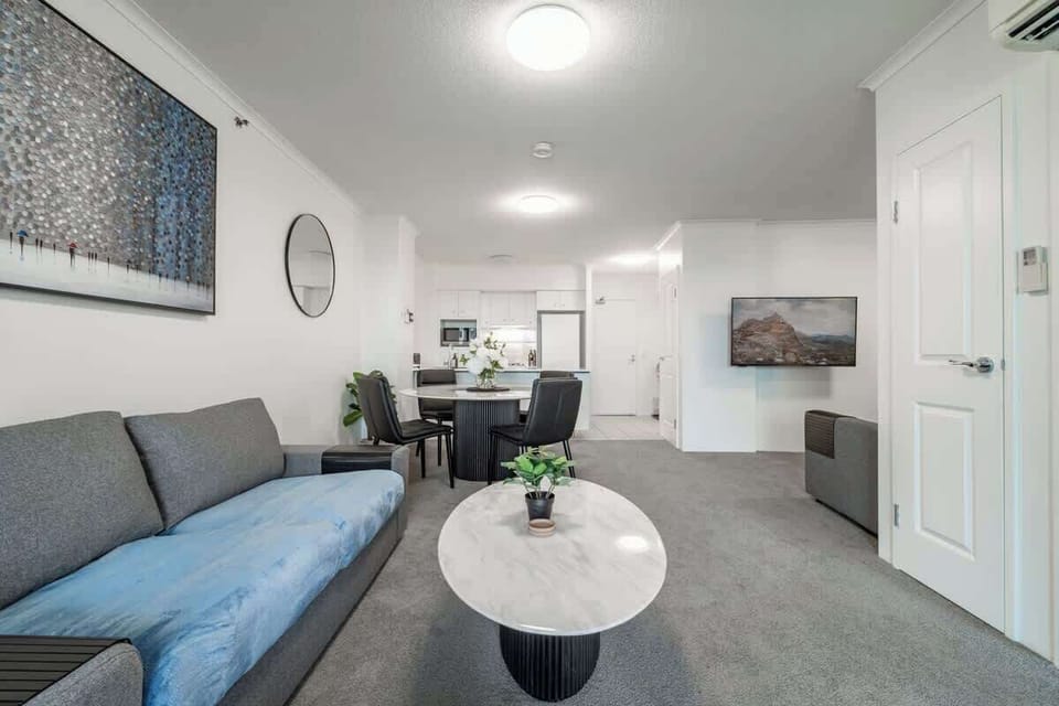 Large Air-Conditioning, L-shape spacious Living, 65' Smart TV, Fast WiFi (100Mbps)