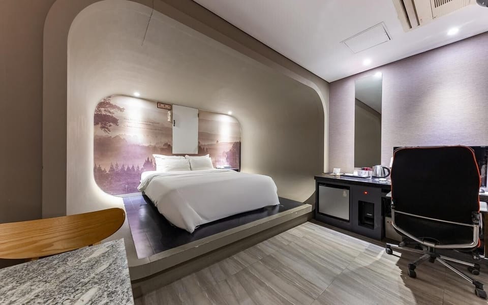 Deluxe Room | Free WiFi