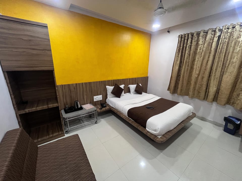 Deluxe Room | Free WiFi
