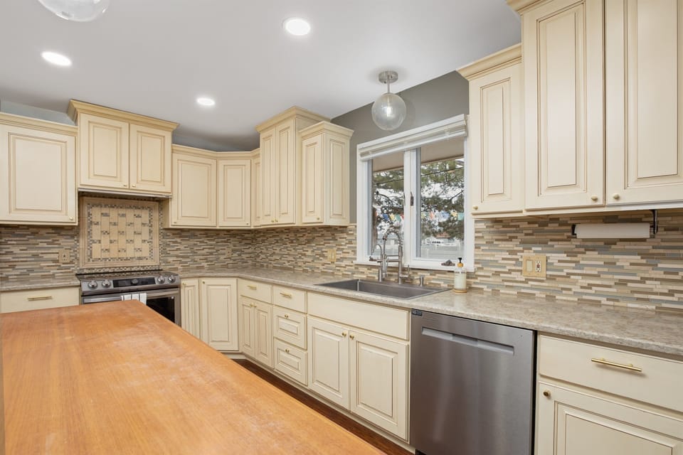 Spacious kitchen