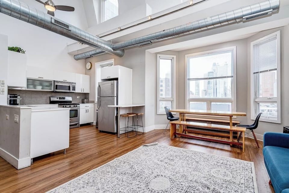 Living Room / Dining Room with Fully stocked kitchen