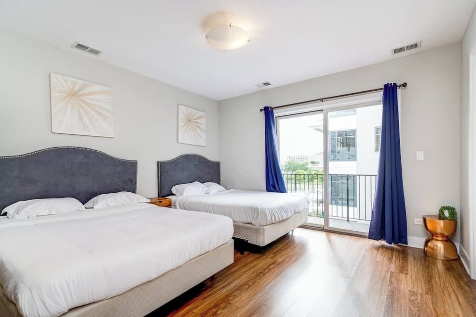 Bedroom 2 - 2 queens