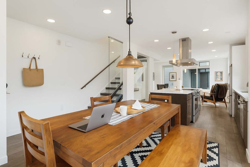 Eat together or play games at the table. Room for six and easy access to the kitchen.