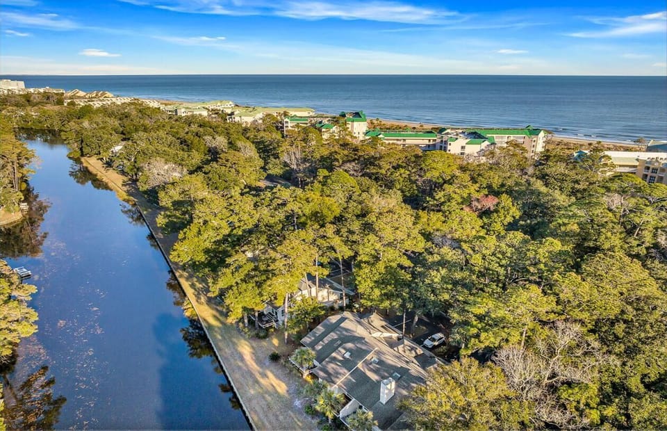 Aerial View of 112 Abbingon