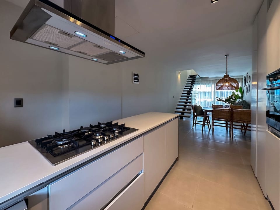 House | 4 bedrooms, Internet