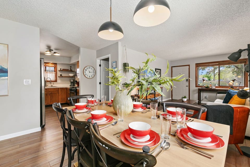 Kitchen and Dining Area | Seating for 8!